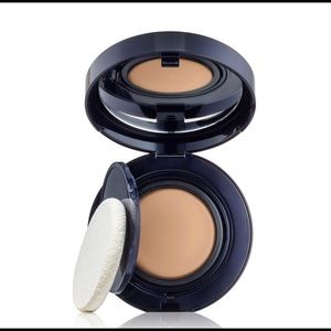 ESTÉE LAUDER perfectionist serum compact makeup